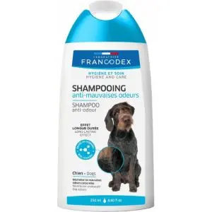 Francodex Shampooing Anti Mauvaises Odeurs Pour Chiens Flacon de 250ml